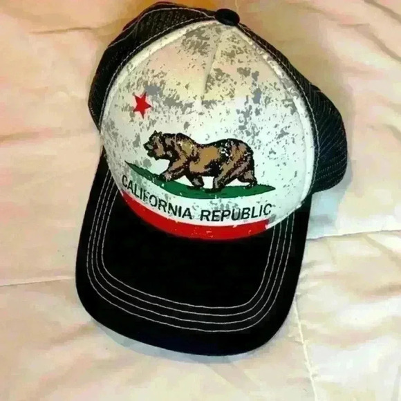 California Republic Hat - Picture 1 of 2